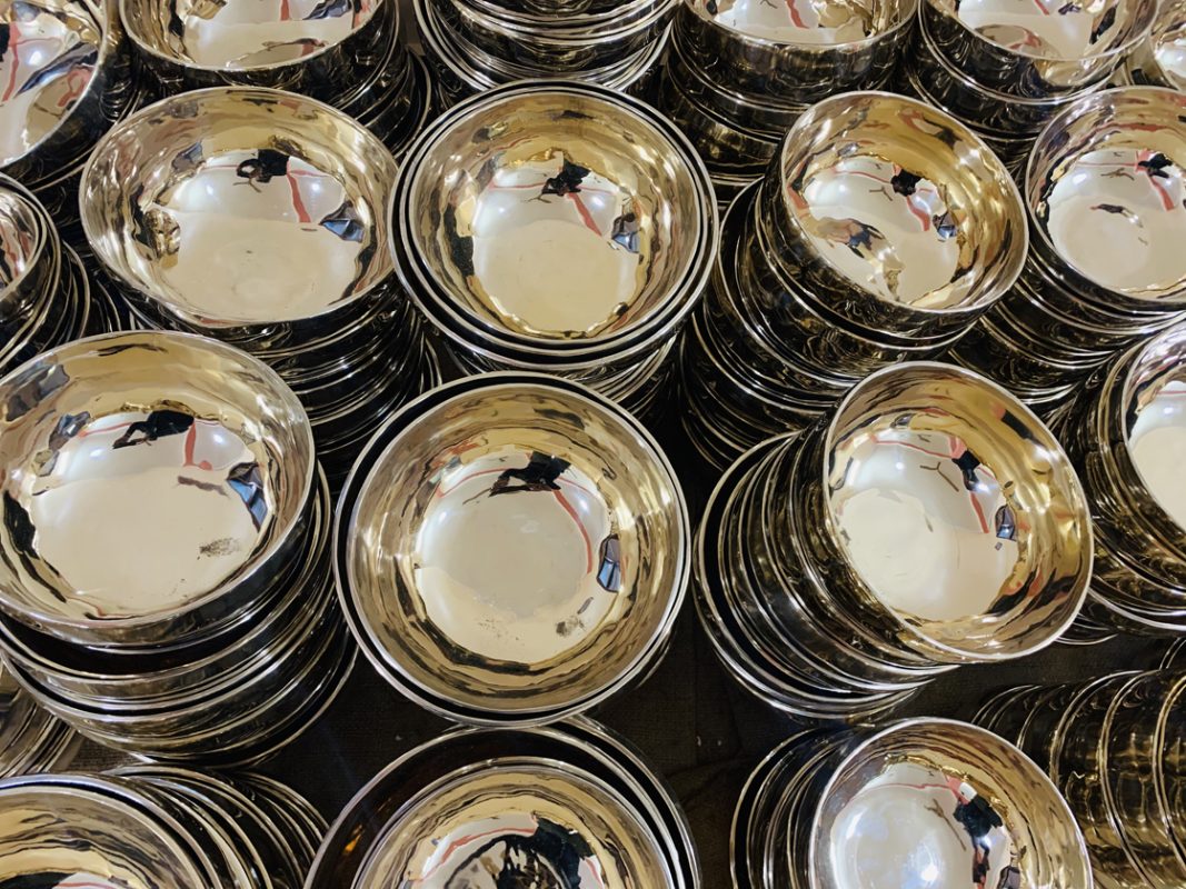 SHINNING POLISH SINGING BOWL